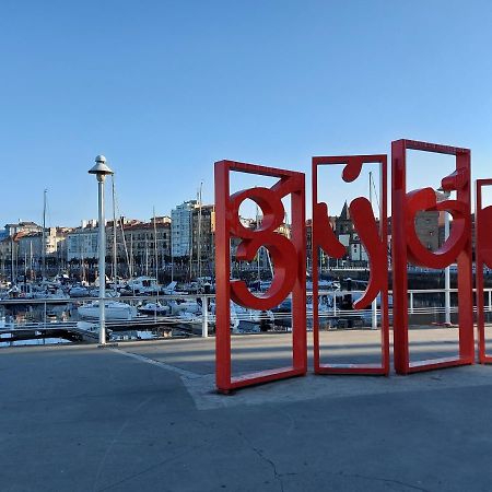 La Galeria De San Lorenzo Gijon Exterior photo